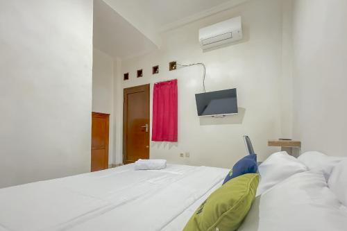 urbanview hotel maharani garut