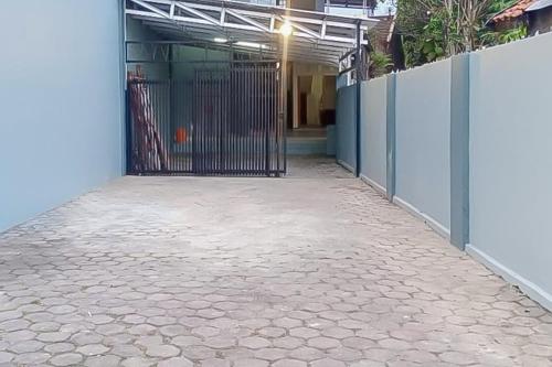 Urbanview Hotel Maharani Garut,,3 star