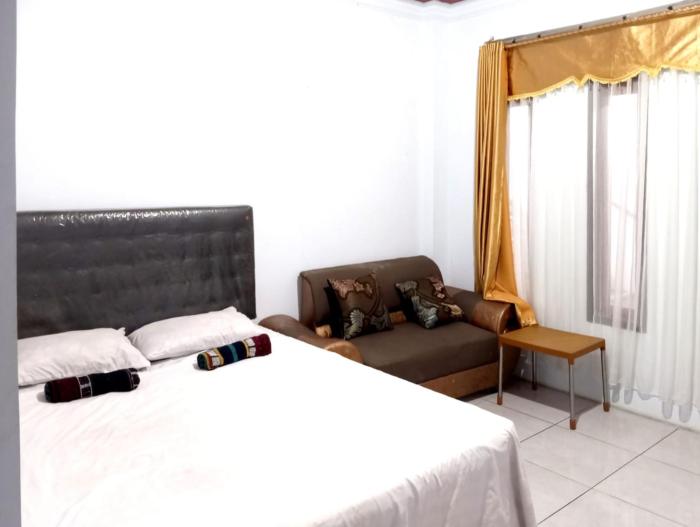 villa cahaya 3 guci mitra reddoorz