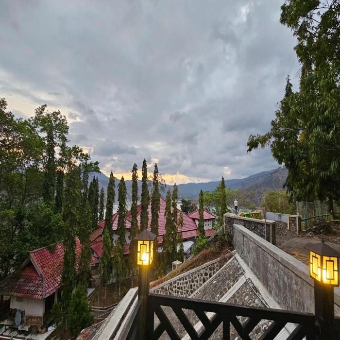 wonorejo hotel mitra reddoorz
