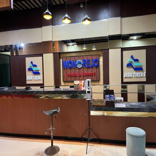 wonorejo hotel mitra reddoorz