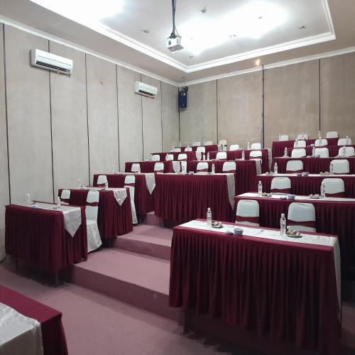 wonorejo hotel mitra reddoorz