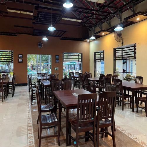 wonorejo hotel mitra reddoorz