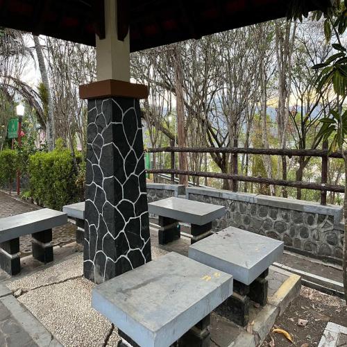 wonorejo hotel mitra reddoorz