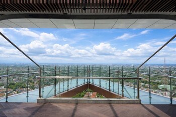 trans hotel jakarta