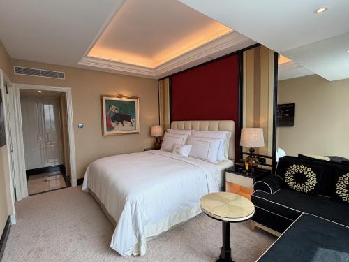 trans hotel jakarta
