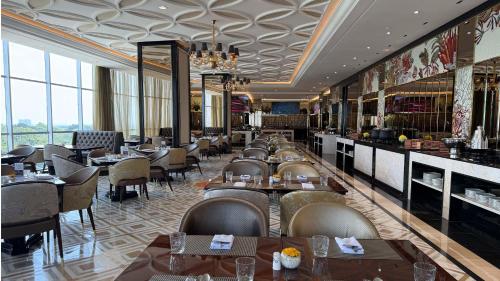 trans hotel jakarta