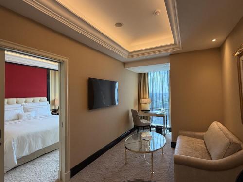 trans hotel jakarta