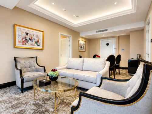 trans hotel jakarta