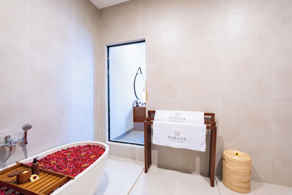 karaya villas umalas