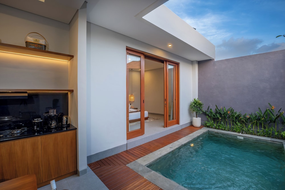karaya villas umalas
