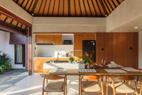madeira casa canggu bali