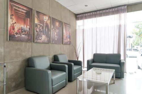 mono coliving brotojoyo semarang