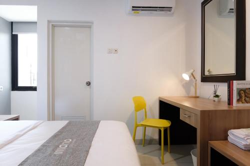 mono coliving brotojoyo semarang