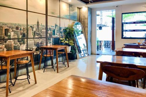 redliving skyview setiabudi apartment medan kamarku