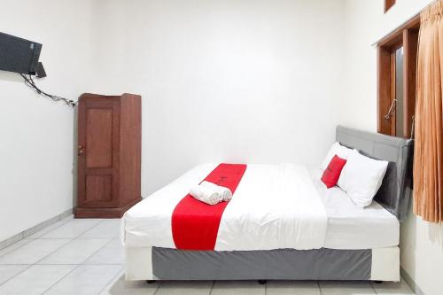 reddoorz syariah at jalan panglima sudirman probolinggo