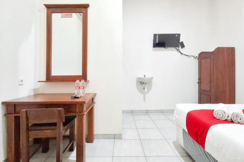 reddoorz syariah at jalan panglima sudirman probolinggo
