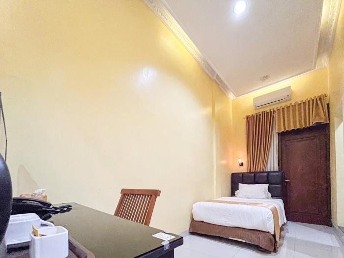 kartika hotel syariah pacitan mitra reddoorz