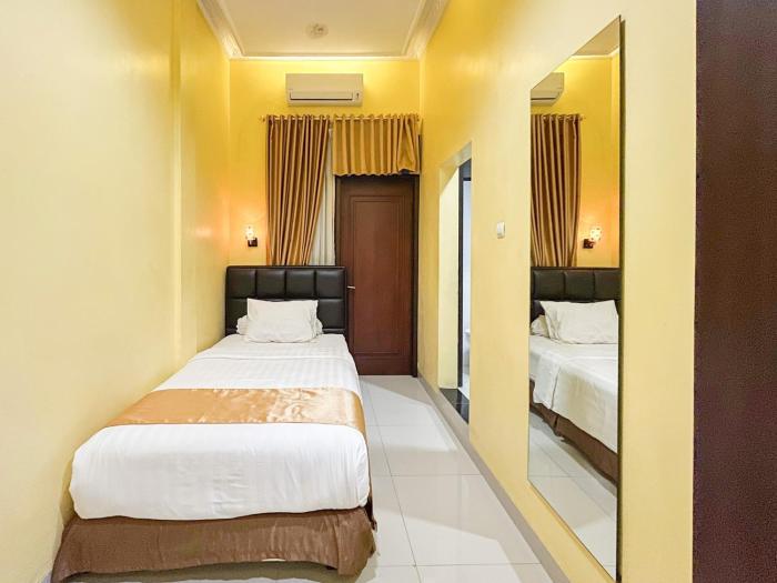 kartika hotel syariah pacitan mitra reddoorz