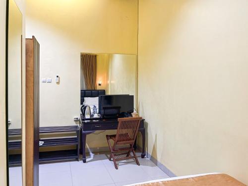 kartika hotel syariah pacitan mitra reddoorz