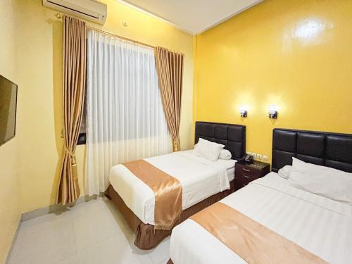 kartika hotel syariah pacitan mitra reddoorz