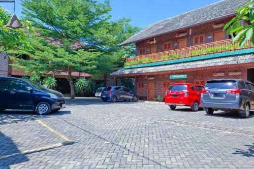 omah kampoeng near uksw salatiga mitra reddoorz