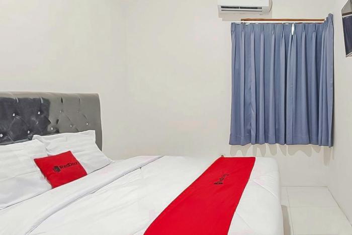 reddoorz at anjasmoro guest house near bandara ahmad yani semarang
