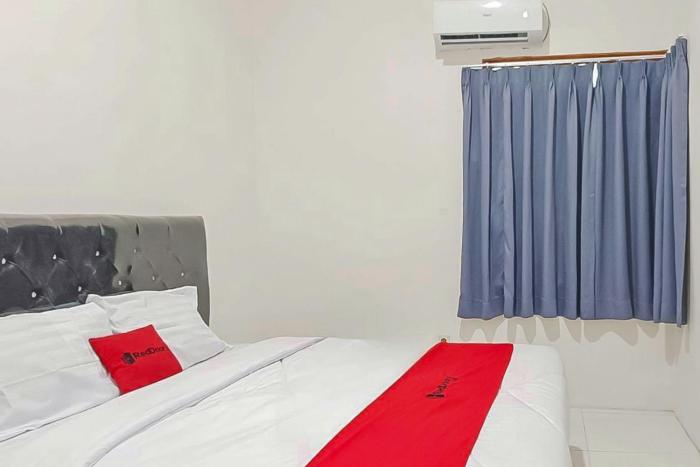 reddoorz at anjasmoro guest house near bandara ahmad yani semarang