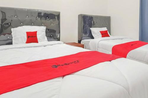 reddoorz at anjasmoro guest house near bandara ahmad yani semarang