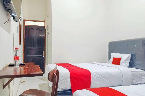 reddoorz at anjasmoro guest house near bandara ahmad yani semarang