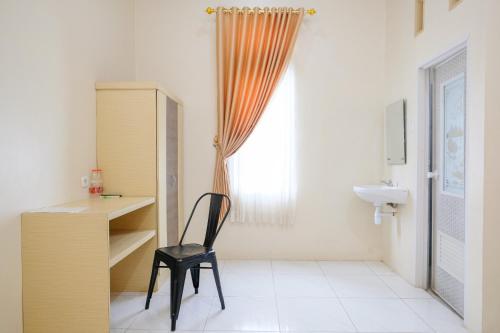 reddoorz dewanti syariah near stasiun tulungagung