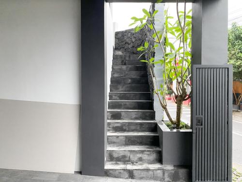 reddoorz gentan jakal