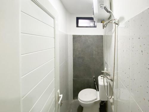 reddoorz gentan jakal