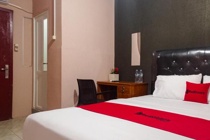 reddoorz hotel island bengkulu