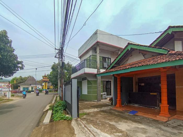 reddoorz at penginapan hello pacitan