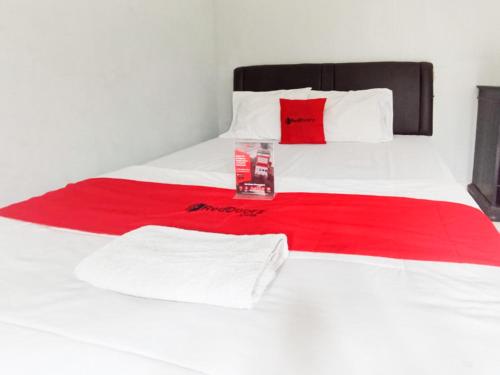 reddoorz at penginapan hello pacitan
