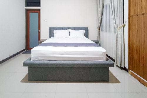 reddoorz rrr guesthouse mataram
