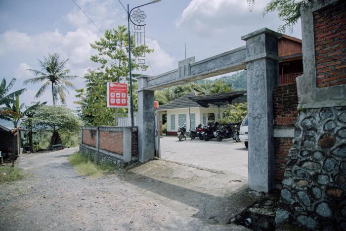 reddoorz villa bukit senyum lombok