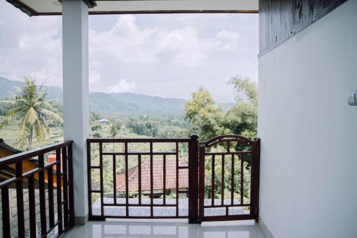 reddoorz villa bukit senyum lombok