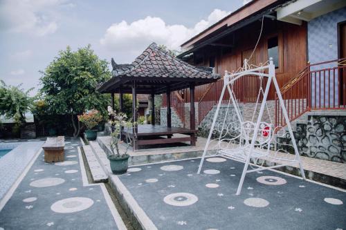 Reddoorz @ Villa Bukit Senyum Lombok,,2 star