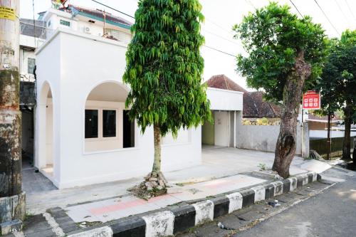 reddoorz near rsud tidar magelang