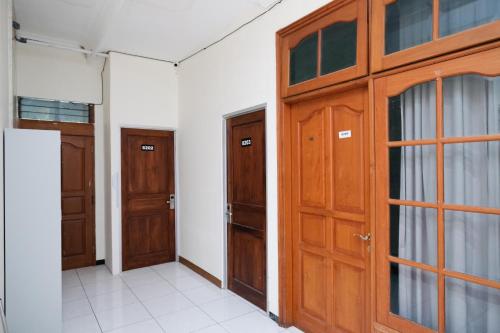 Reddoorz Near Rsud Tidar Magelang,,2 star
