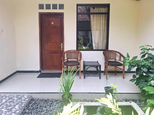 Reddoorz Near Stadion Semeru Lumajang Jawa Timur,,2 star