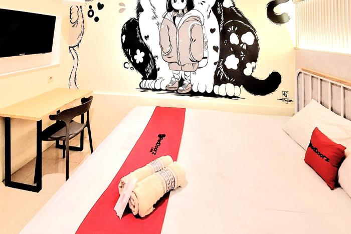reddoorz victoria hotel near stasiun blitar