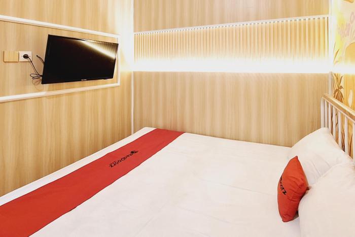 reddoorz victoria hotel near stasiun blitar