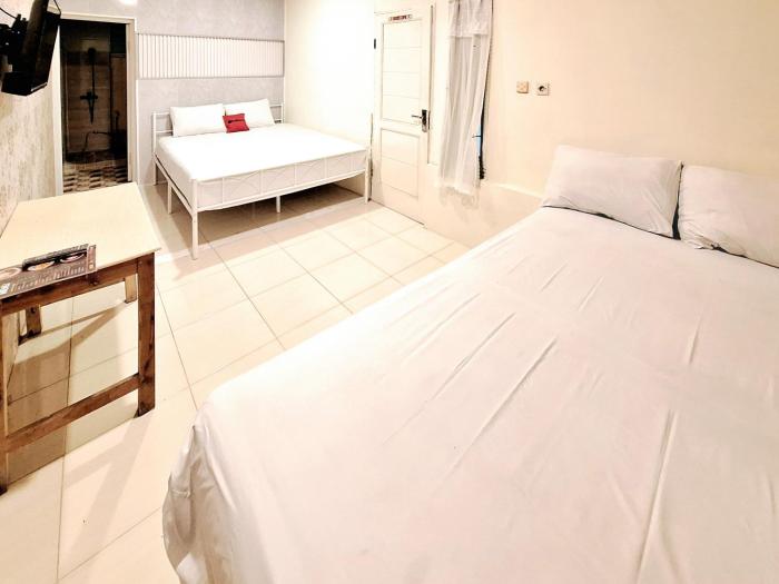 reddoorz victoria hotel near stasiun blitar