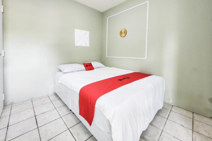 reddoorz premium near imperium superblok