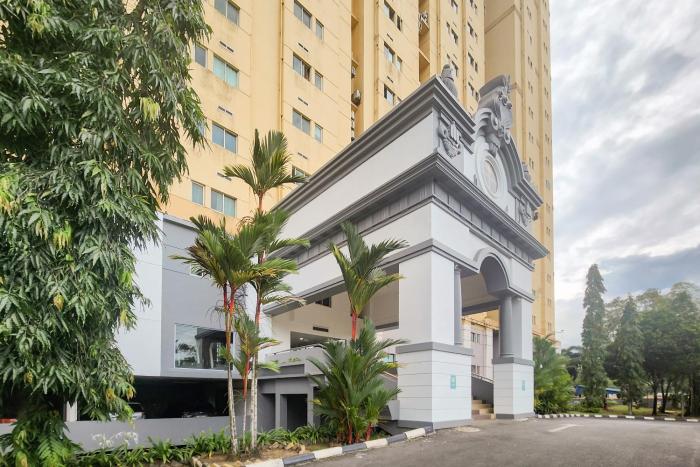 reddoorz premium near imperium superblok