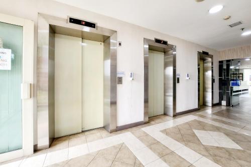 reddoorz premium near imperium superblok