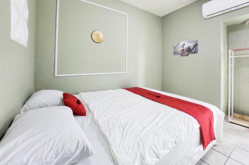 reddoorz premium near imperium superblok